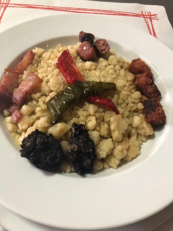 Hostal Restaurante Taibilla Nerpio Bagian luar foto